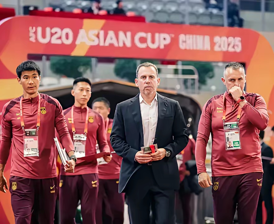 英雄联盟-关于北京首钢发布备战花絮，冲刺阶段刷新队史纪录，亚冠任务艰巨，阵容厚度经受考验的信息