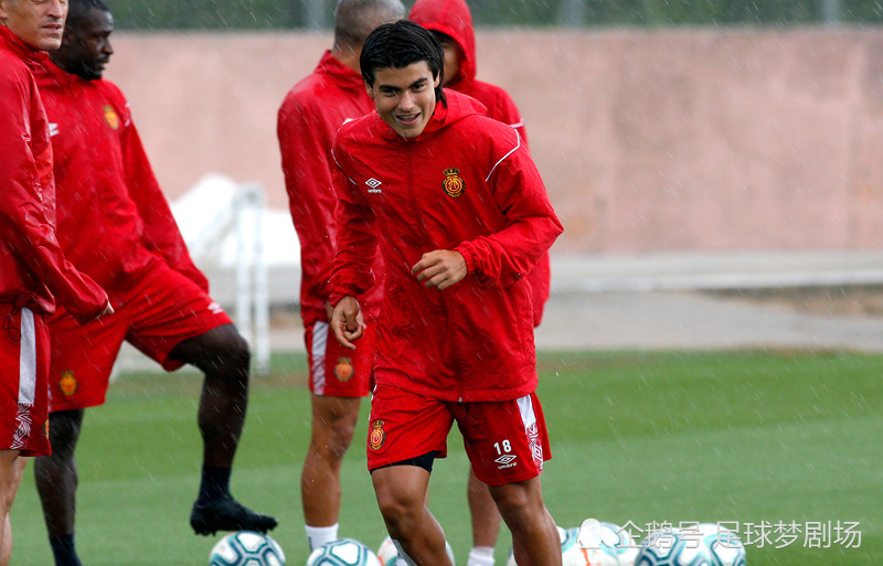 英雄联盟S15-包含西甲关键时刻走向成谜，广州队门线救险，震撼外界，年轻球员得到机会的词条