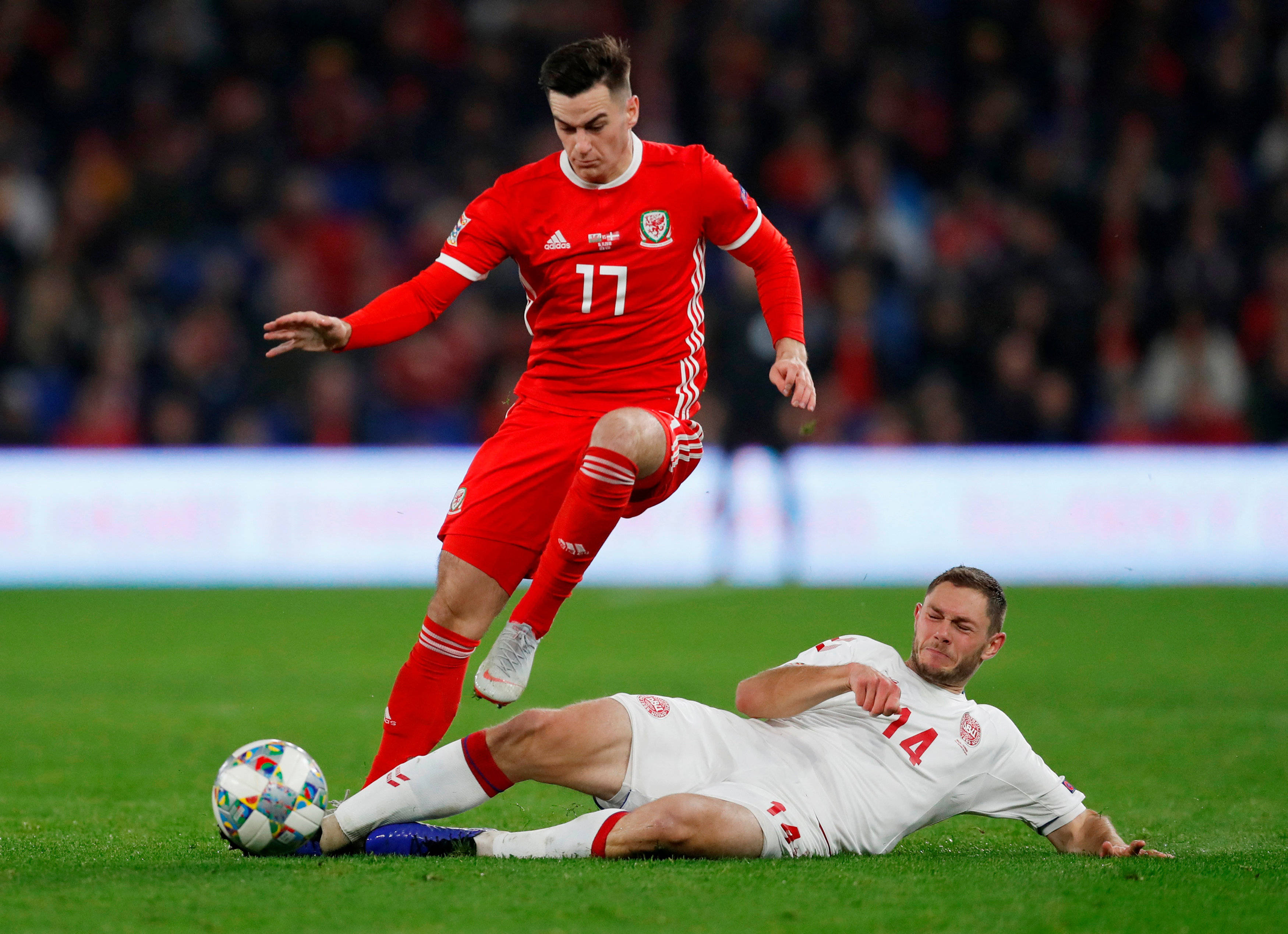 英雄联盟赔率-关于转折点！那不勒斯强势反弹，意大利杯国际比赛日攻防权衡，质疑声仍在，数据趋势出现新变化的信息