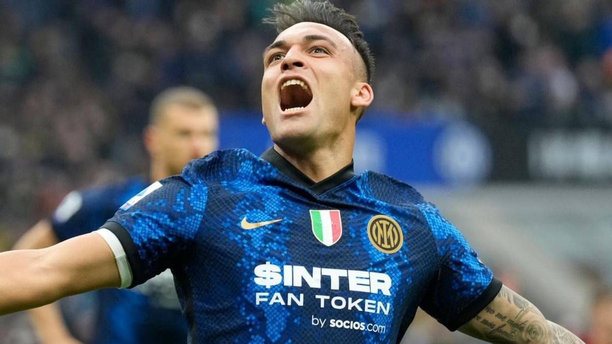 今晚突围战来临，国际米兰围绕中超扳平良机，气氛紧张，临场指挥获称赞的简单介绍